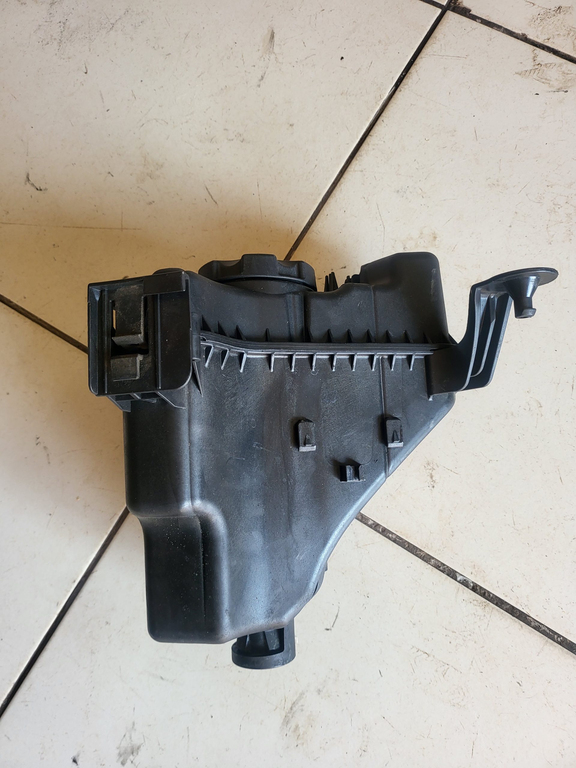 BMW coolant expansion tank 17138677649